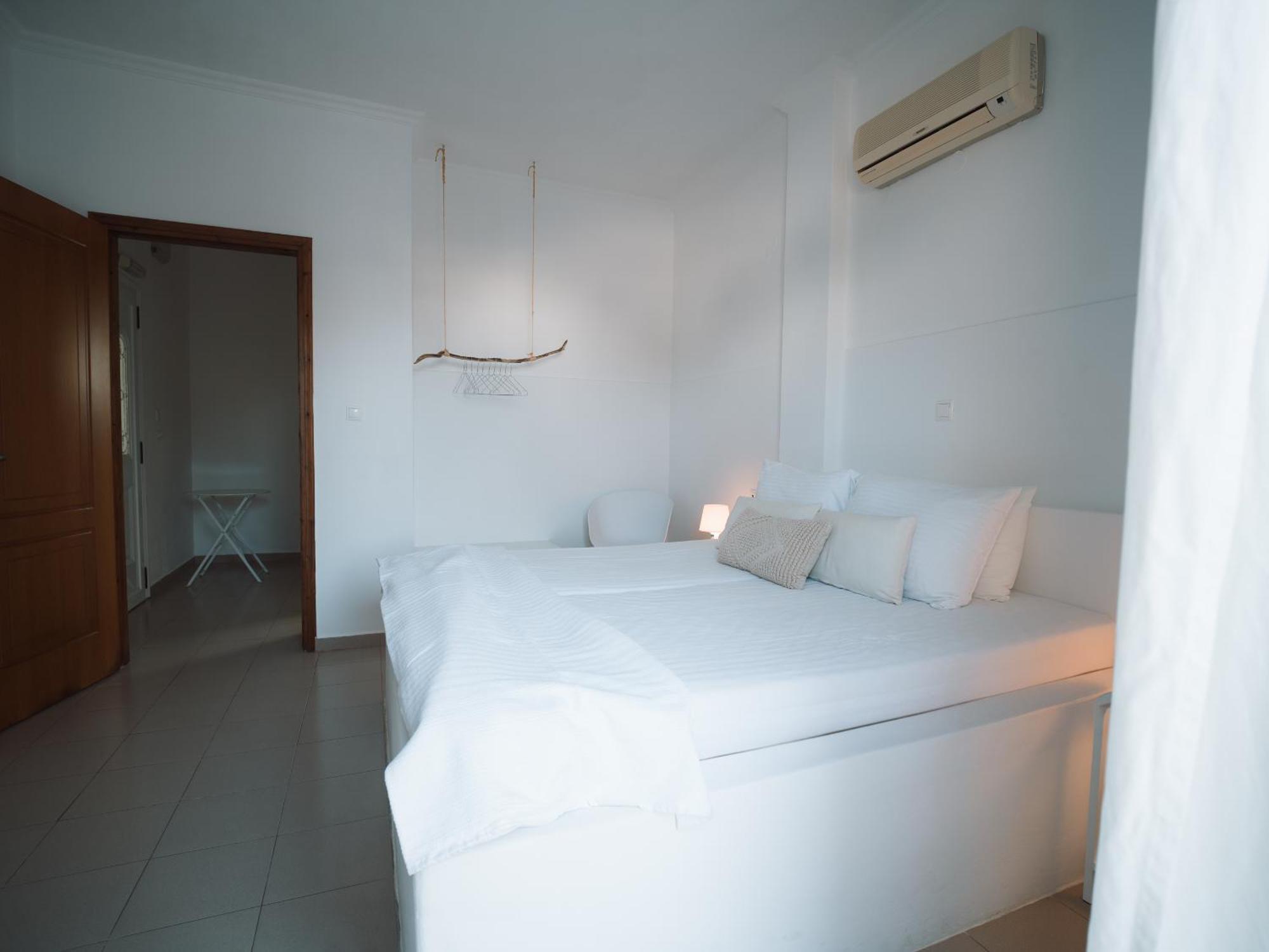 Giosifaki Otel Vári Dış mekan fotoğraf